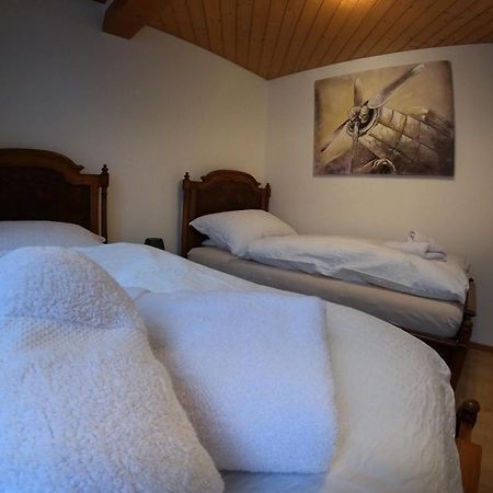 Fine&Pine Center Apartment Matten bei Interlaken Eksteriør billede